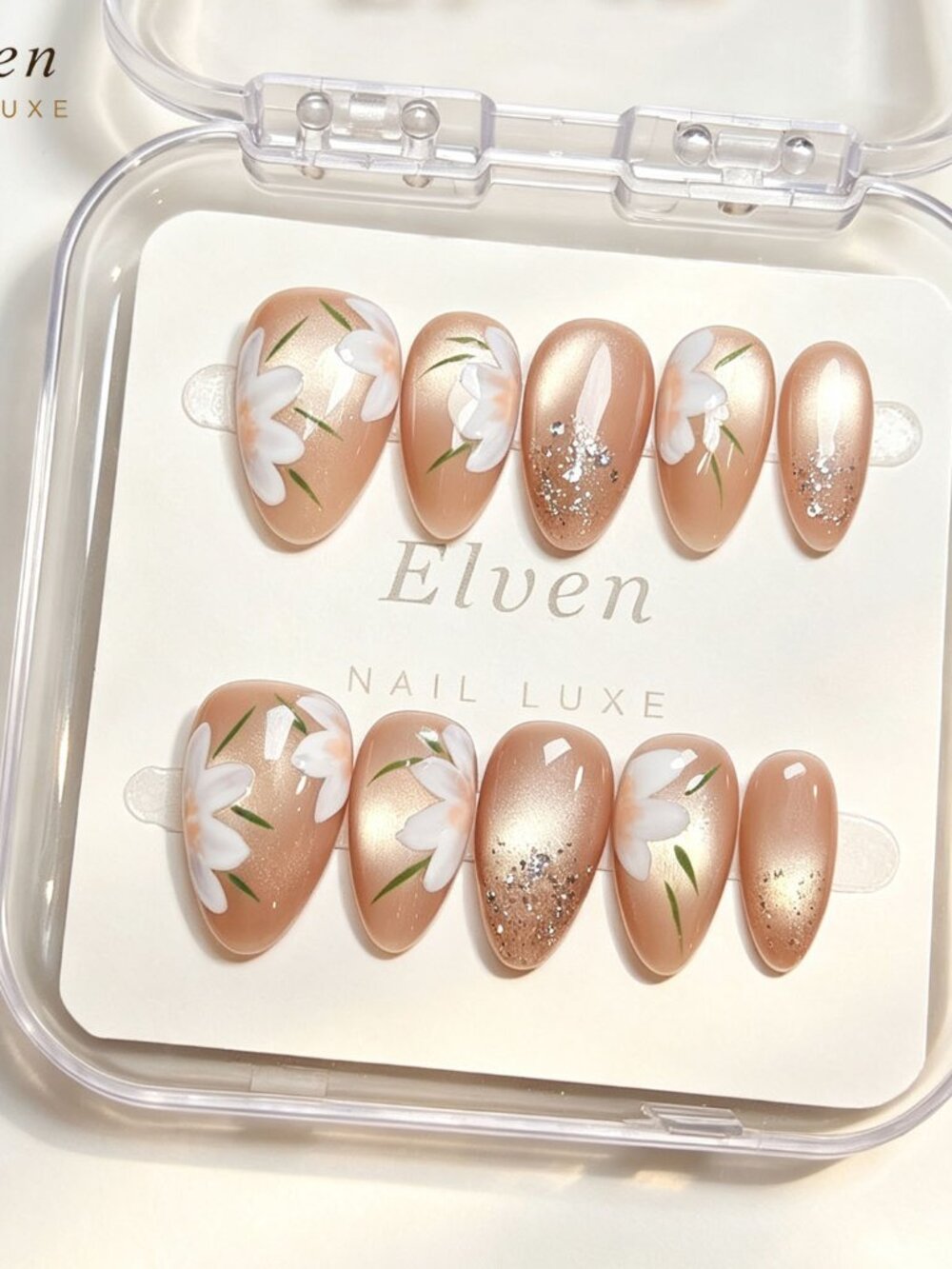 Nude Cat Eye Handmade Press On Nails with White Floral Short Almond